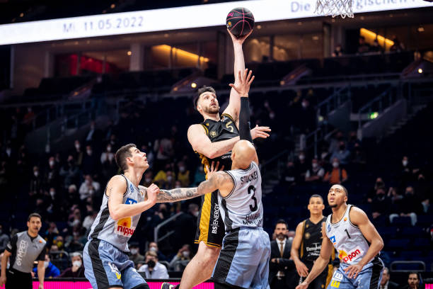 在阵地战和 在阵地战和